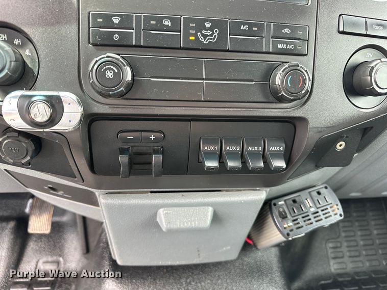 image for item EG1383 2011 Ford F550 Super Duty 