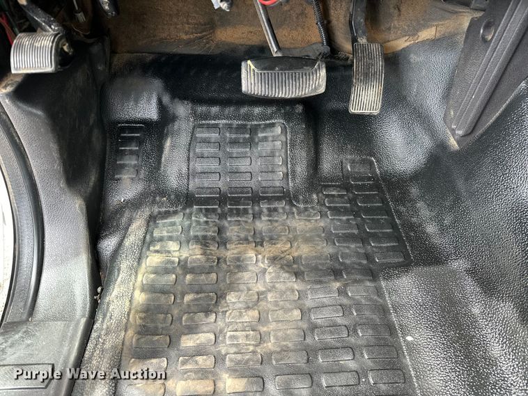 image for item EG1383 2011 Ford F550 Super Duty 