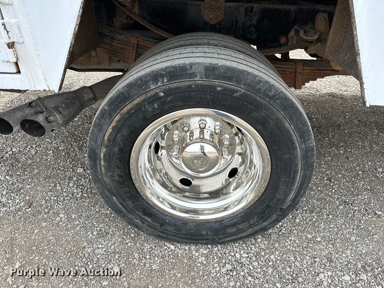 image for item EG1383 2011 Ford F550 Super Duty 