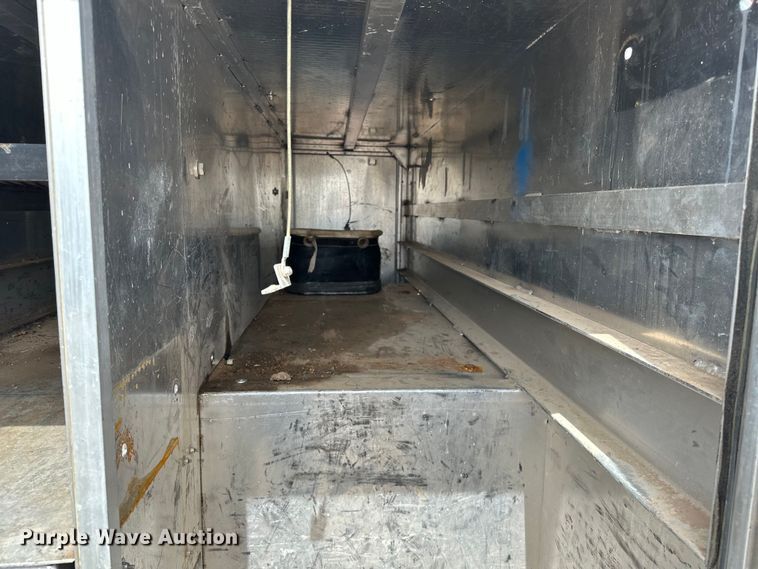 image for item EG1384 2009 Peterbilt  365 tri-drive bucket truck