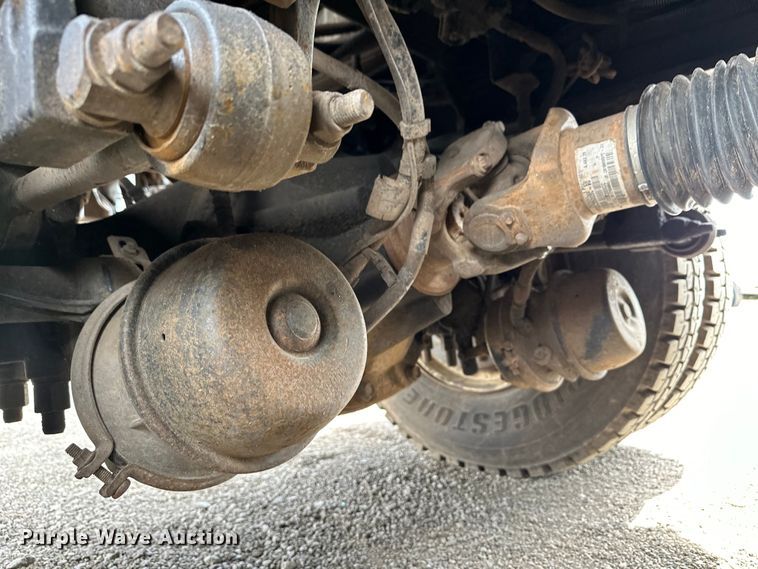 image for item EG1384 2009 Peterbilt  365 tri-drive bucket truck