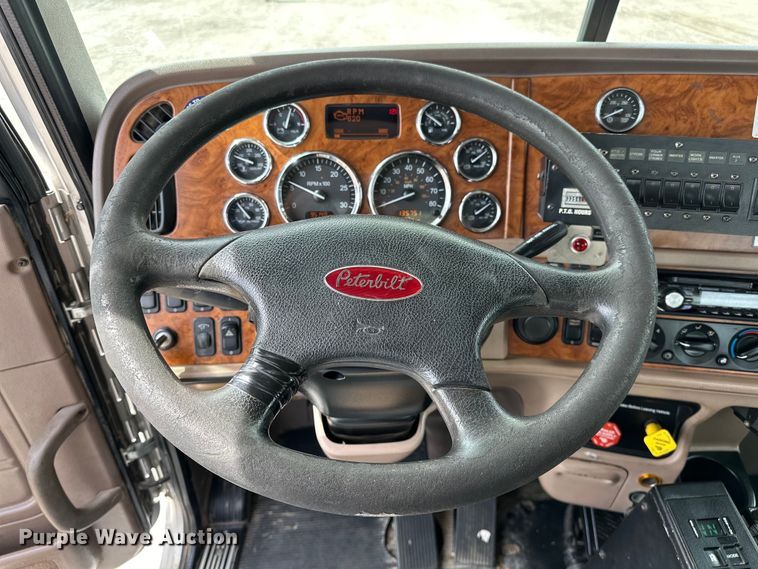 image for item EG1384 2009 Peterbilt  365 tri-drive bucket truck