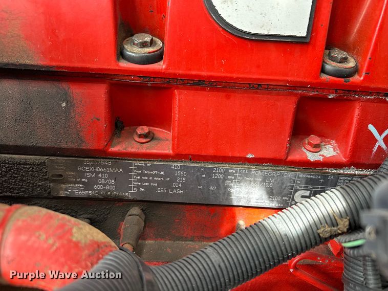 image for item EG1384 2009 Peterbilt  365 tri-drive bucket truck