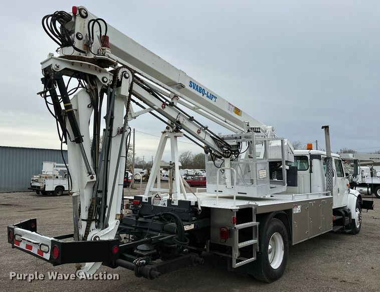 image for item EG1389 1999 International  4700 bridge inspection truck