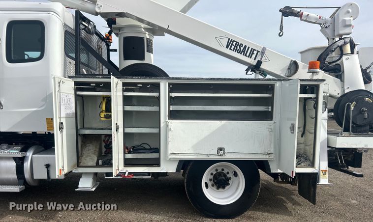 image for item EG1397 2012 Freightliner  M2 Business Class bucket truck