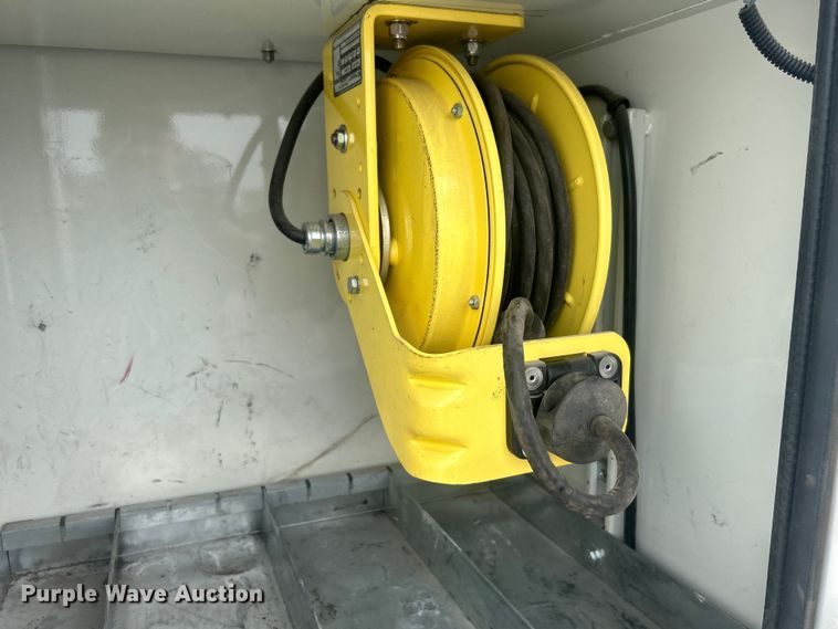 image for item EG1397 2012 Freightliner  M2 Business Class bucket truck