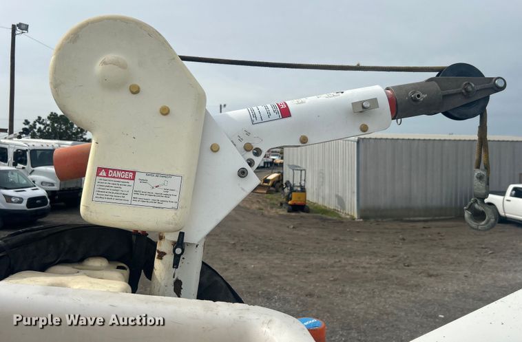 image for item EG1397 2012 Freightliner  M2 Business Class bucket truck