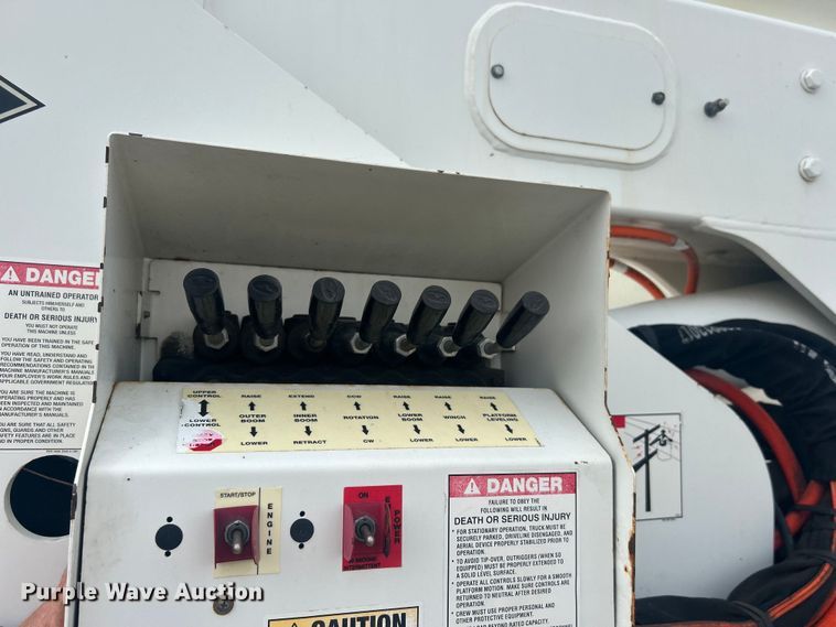 image for item EG1397 2012 Freightliner  M2 Business Class bucket truck