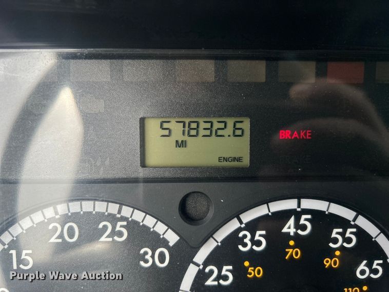 image for item EG1397 2012 Freightliner  M2 Business Class bucket truck