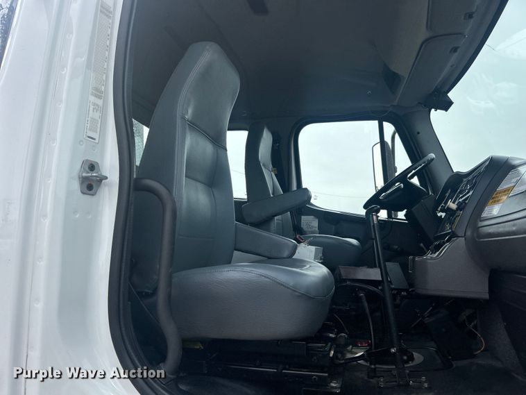 image for item EG1397 2012 Freightliner  M2 Business Class bucket truck