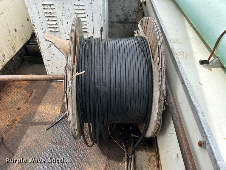 image for item EG1400 1997 Ford F800 bucket truck