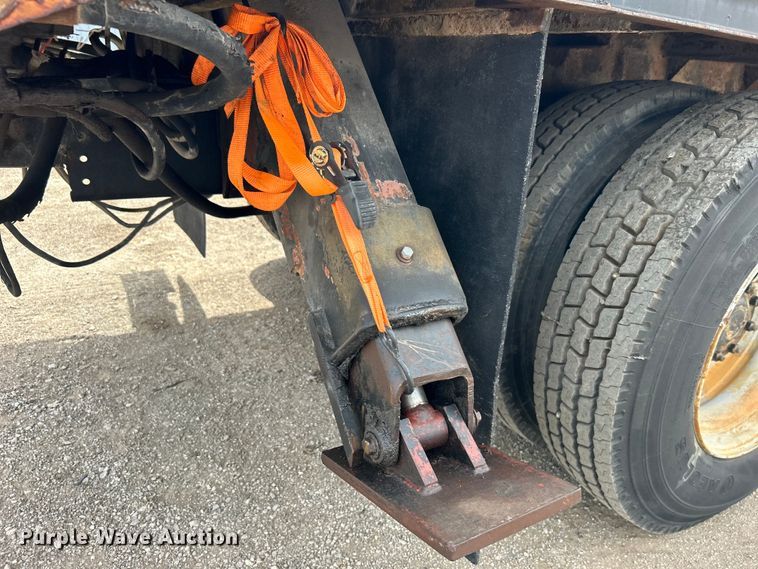 image for item EG1401 1991 GMC Topkick C6500 bucket truck