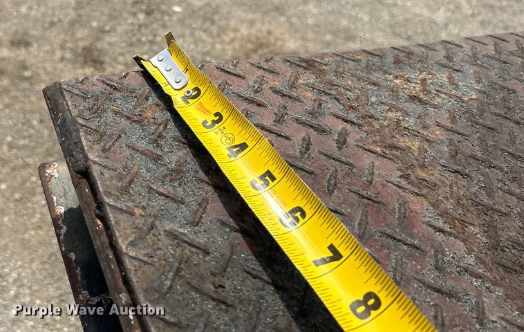 image for item EG1401 1991 GMC Topkick C6500 bucket truck