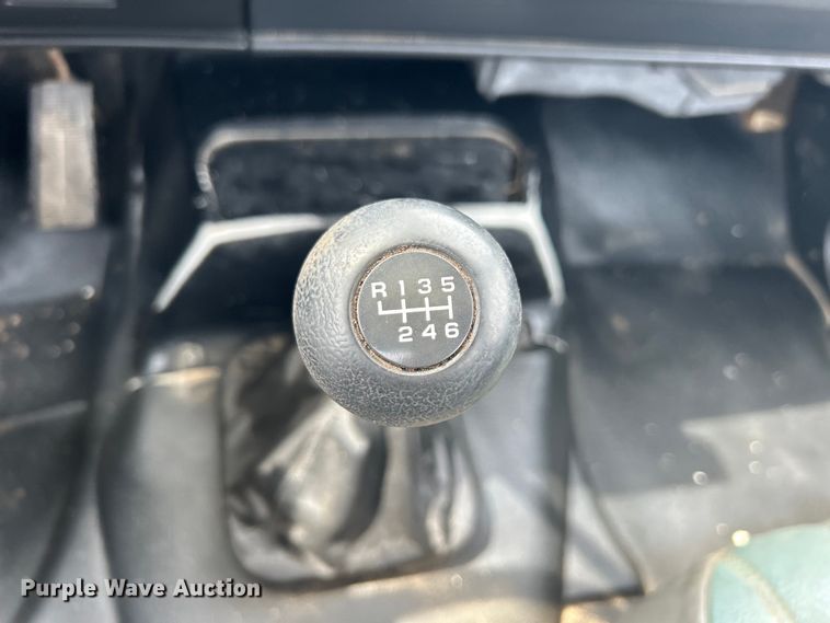 image for item EG1401 1991 GMC Topkick C6500 bucket truck