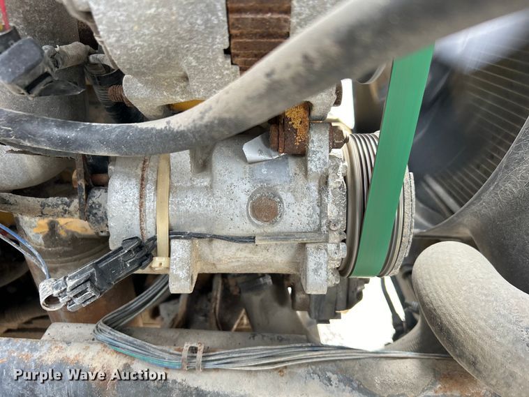 image for item EG1401 1991 GMC Topkick C6500 bucket truck