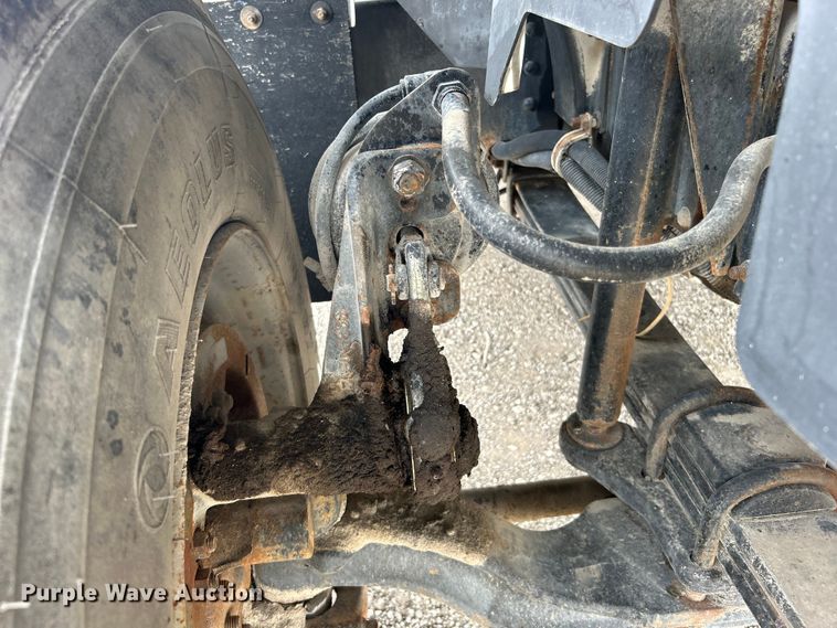 image for item EG1401 1991 GMC Topkick C6500 bucket truck