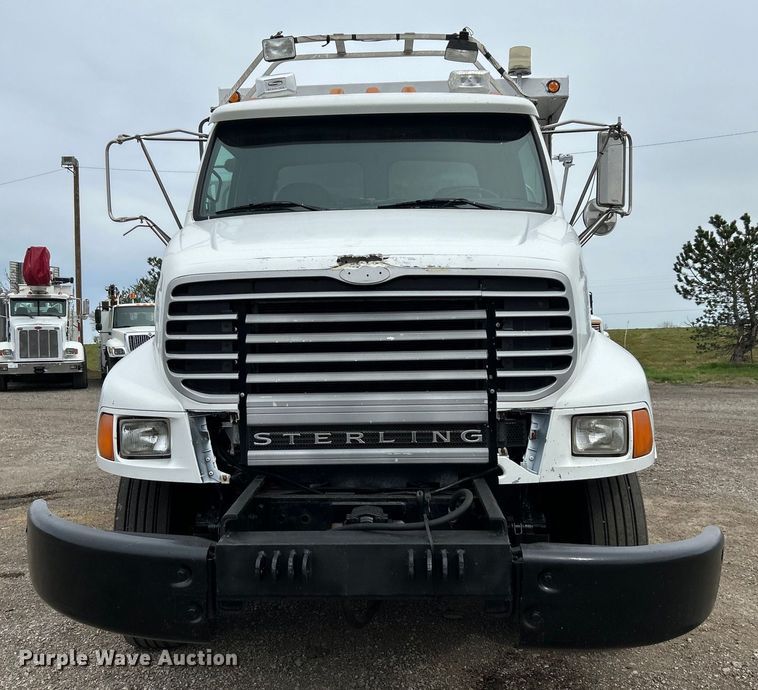 image for item EG1404 2007 Sterling L-Line dump truck