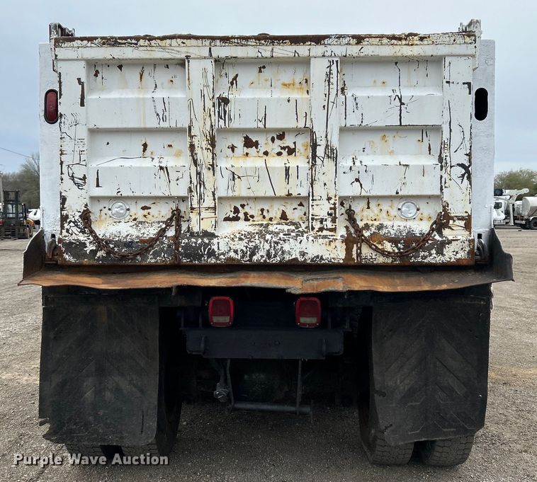 image for item EG1404 2007 Sterling L-Line dump truck