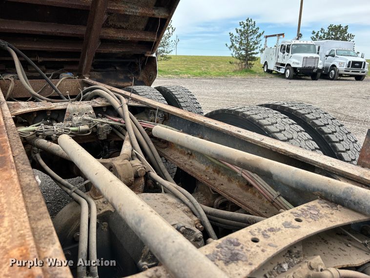 image for item EG1404 2007 Sterling L-Line dump truck