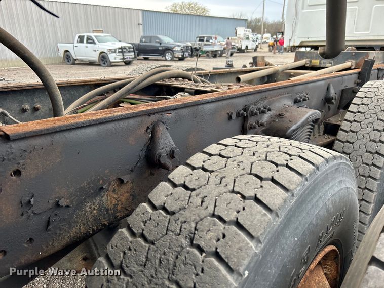 image for item EG1404 2007 Sterling L-Line dump truck