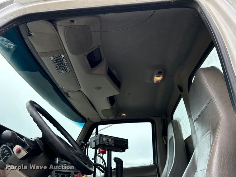 image for item EG1404 2007 Sterling L-Line dump truck