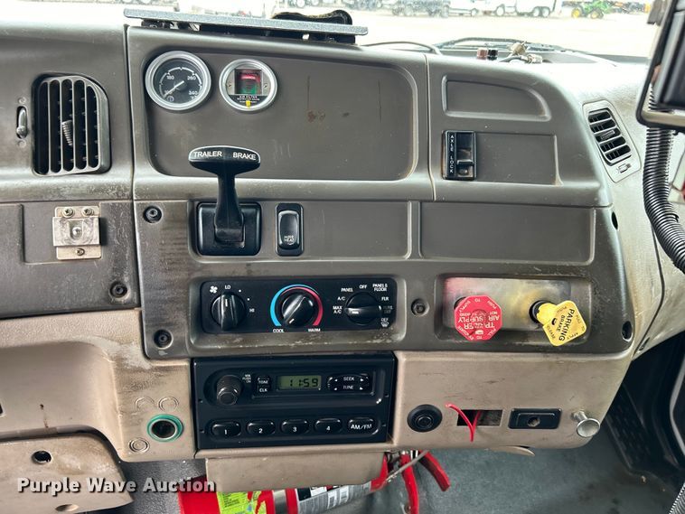 image for item EG1404 2007 Sterling L-Line dump truck