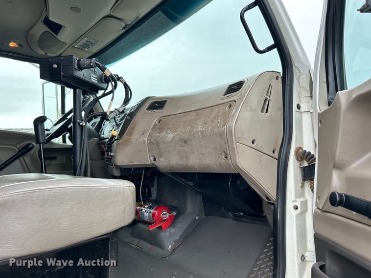 image for item EG1404 2007 Sterling L-Line dump truck