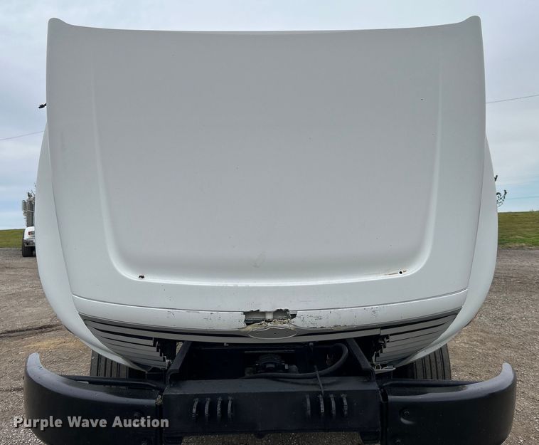 image for item EG1404 2007 Sterling L-Line dump truck