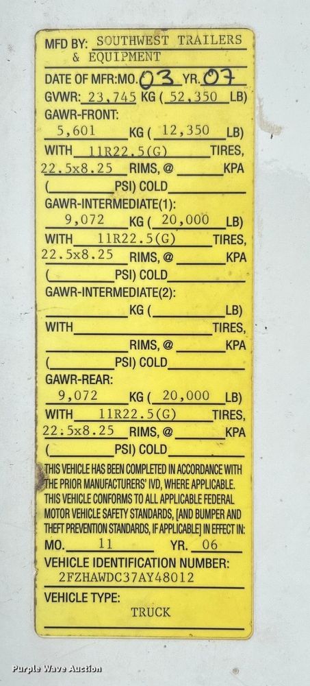 image for item EG1404 2007 Sterling L-Line dump truck