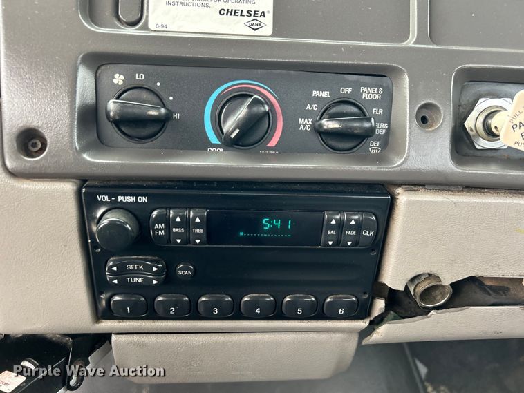 image for item EG1405 1998 Ford LNT8000 water truck