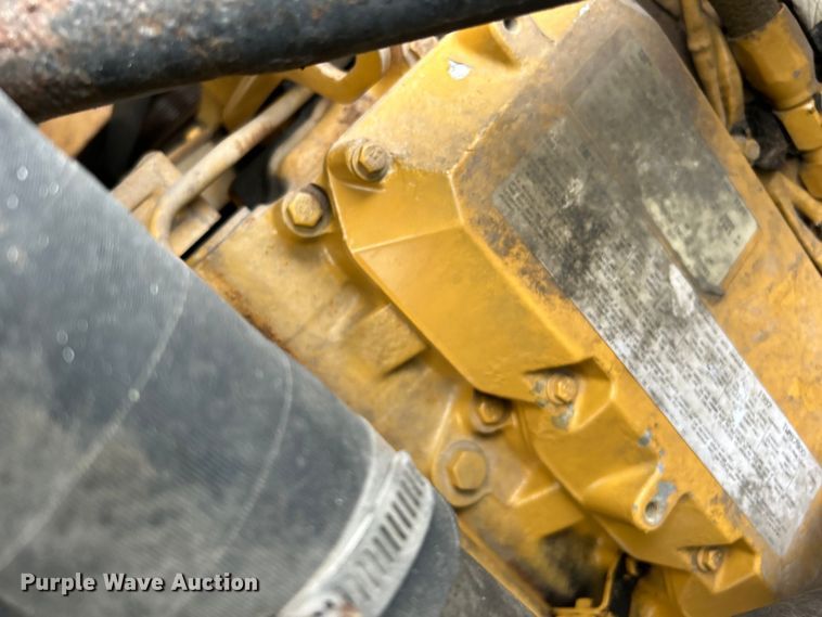 image for item EG1405 1998 Ford LNT8000 water truck