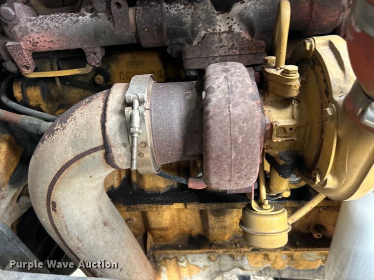 image for item EG1405 1998 Ford LNT8000 water truck