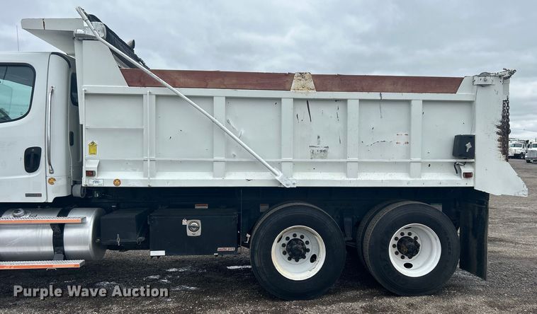 image for item EG1414 2010 Freightliner  Business Class M2 dump truck