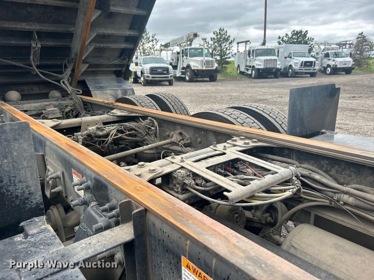 image for item EG1414 2010 Freightliner  Business Class M2 dump truck