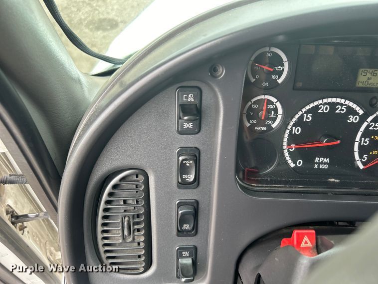 image for item EG1414 2010 Freightliner  Business Class M2 dump truck