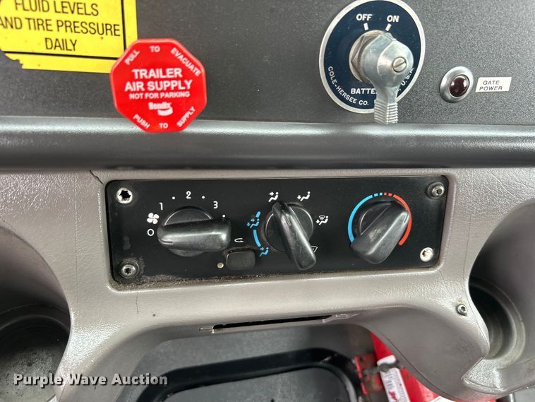 image for item EG1414 2010 Freightliner  Business Class M2 dump truck