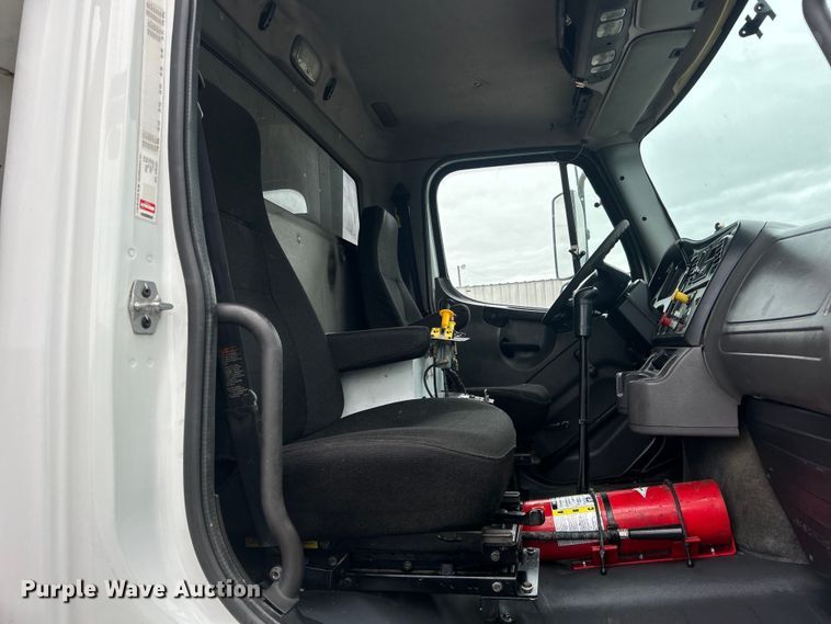 image for item EG1414 2010 Freightliner  Business Class M2 dump truck