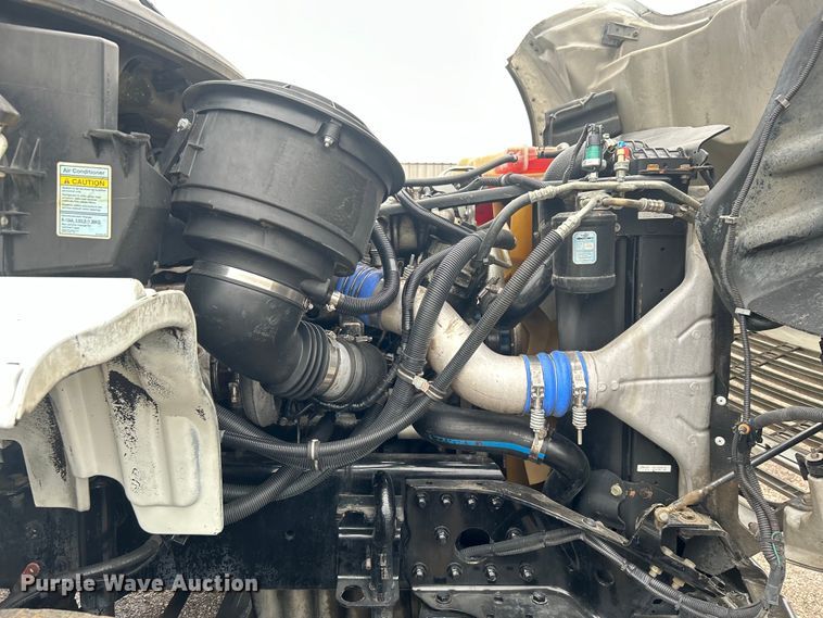 image for item EG1414 2010 Freightliner  Business Class M2 dump truck