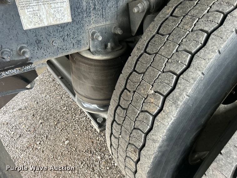 image for item EG1414 2010 Freightliner  Business Class M2 dump truck