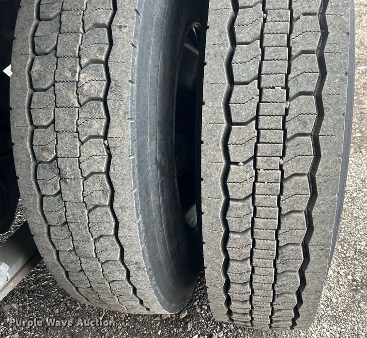 image for item EG1414 2010 Freightliner  Business Class M2 dump truck