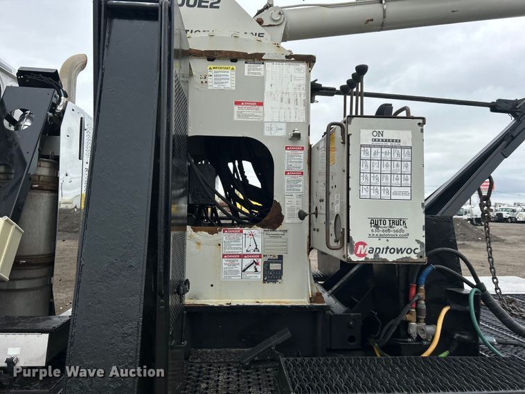 image for item EG1417 2011 Western Star 4900FA crane truck