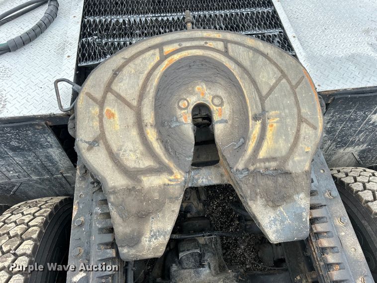 image for item EG1417 2011 Western Star 4900FA crane truck