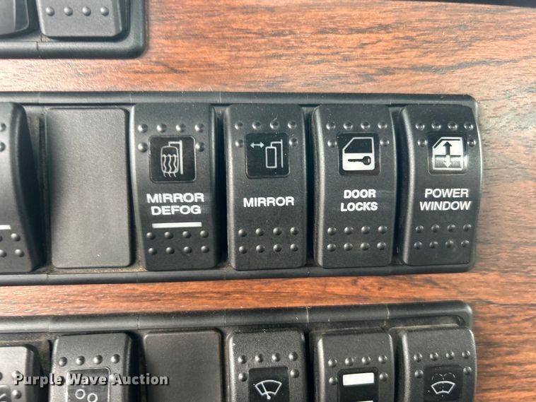 image for item EG1417 2011 Western Star 4900FA crane truck