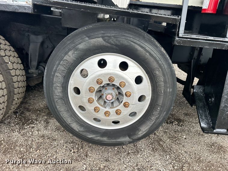 image for item EG1417 2011 Western Star 4900FA crane truck