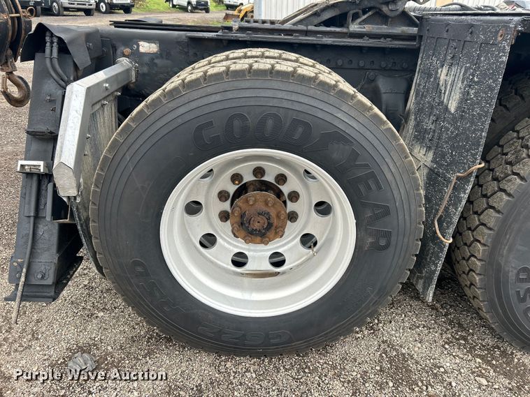 image for item EG1417 2011 Western Star 4900FA crane truck