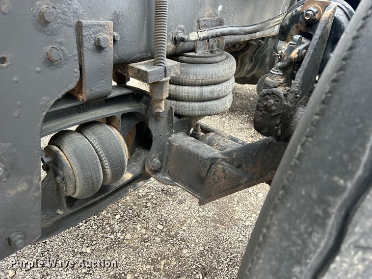 image for item EG1417 2011 Western Star 4900FA crane truck