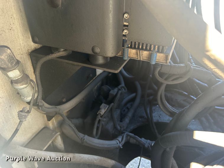 image for item EG1428 2010 Freightliner  Business Class M2 crane truck