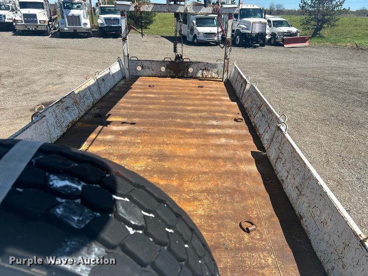 image for item EG1428 2010 Freightliner  Business Class M2 crane truck