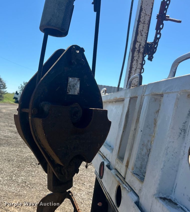 image for item EG1428 2010 Freightliner  Business Class M2 crane truck