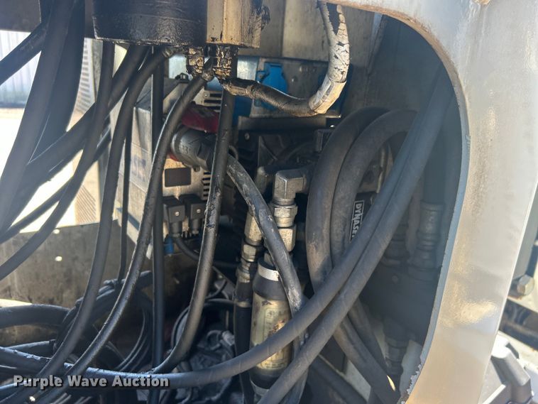 image for item EG1428 2010 Freightliner  Business Class M2 crane truck